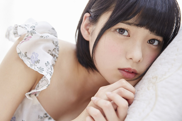 平手友梨奈　チラ 