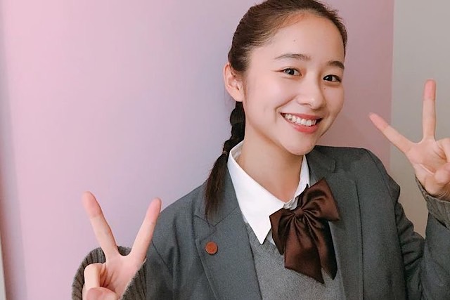 【画像】堀田真由は幼少期からもかわいい！中学や高校などWikipedia風プロフィール！