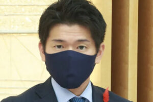 【岸田文雄の息子】長男次男三男の学歴と大学のまとめ！高校は修道で大学はどこ？